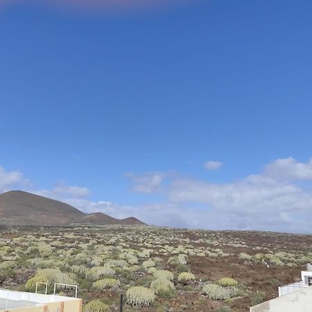Piso Nuevo En El Puertito De Gueimar Al Lado Del Mar Realizamos Servicio De Excursiones Con Guia Puertito de Guimar Exterior photo